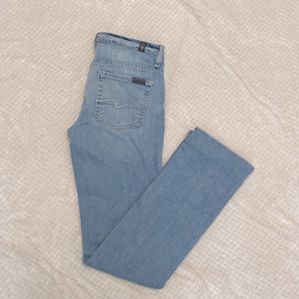 7 For All Mankind - Straight Leg - Light Was - 25 - SHORT